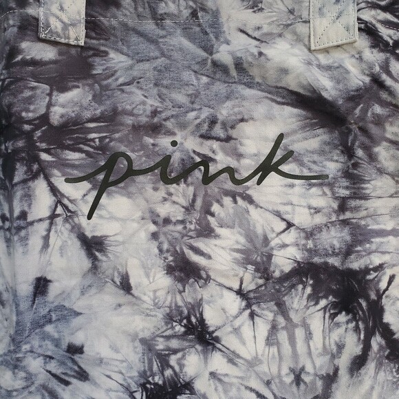 Victoria's Secret Tote Tie Dyed Tote Weekender 2021 New‎ Original Packaging NWT - Picture 2 of 12